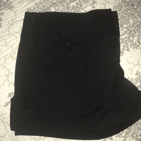 Shorts - Picture 2 of 2